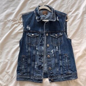 American Eagle Outfitters Vintage Blue Denim Vest